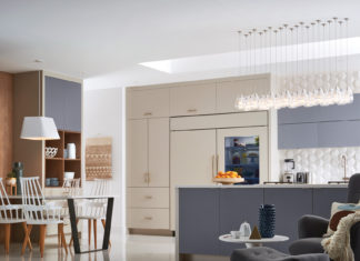 Pendants Make It Pop